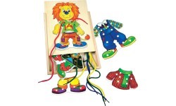 Wooden lacing set Dress the Lion, 3+