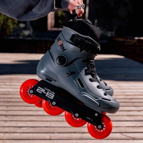 Роликовые коньки Powerslide Storm Meteor 80