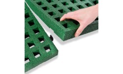 EXIT Dynamic įleidžiamas batutas 244x427 cm su Freezone apsauginėmis plytelėmis, juodas