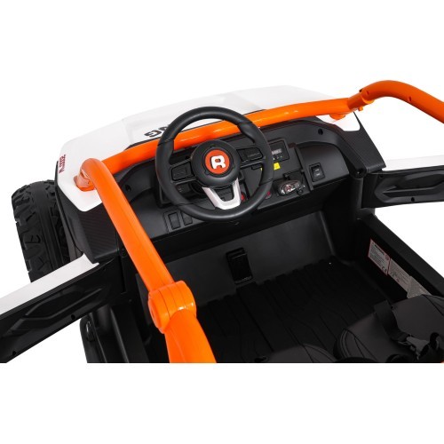 RACING Road 2000 White Vehicle