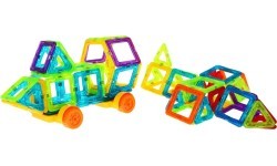 Huge set of magnetic bricks 128 PCs