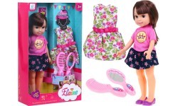 A Set Of Fashion Doll Brunette