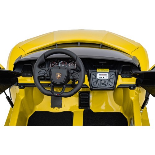 Электромобиль Lamborghini Revuelto XL, жёлтый