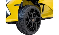 Электромобиль Lamborghini Revuelto XL, жёлтый