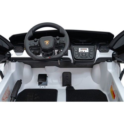 Электромобиль Lamborghini Revuelto XL STRONG, белый