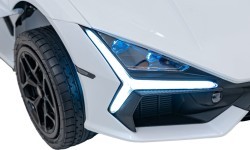 Lamborghini Revuelto XL STRONG baltas elektromobilis