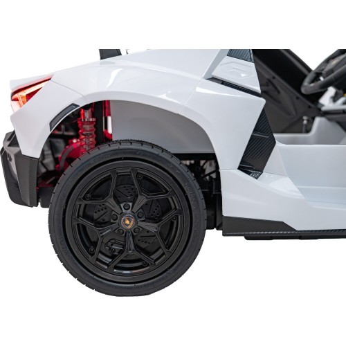 Lamborghini Revuelto XL STRONG baltas elektromobilis