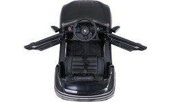 Vehicle Porsche Cayenne Black
