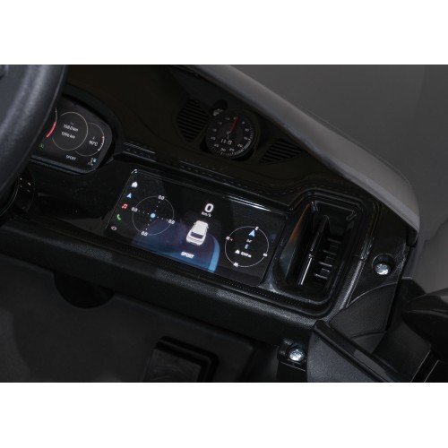 Электромобиль Porsche Cayenne, чёрный