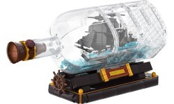 Pirate Ship in a Bottle Building Set 822 pcs.