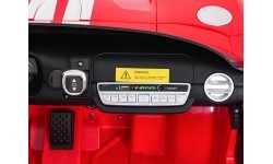 Электромобиль Ford GT, красный