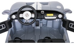Электромобиль Ford GT, серый