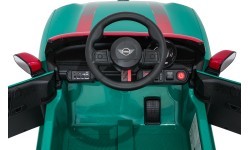 Elektromobilis Mini Cooper, žalias