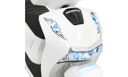 Elektrinis motoroleris vaikams Honda SH125I, baltas