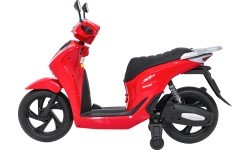 Elektrinis motoroleris Honda SH125i Red