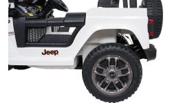 Jeep Wrangler Rubicon LIFT White Vehicle