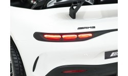 Электромобиль Mercedes Benz GT63 AMG белый