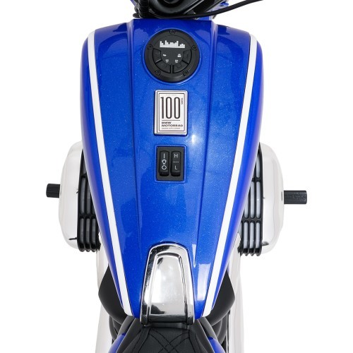 Vehicle Motor BMW R18 Blue