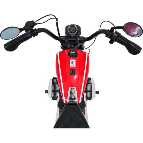 Elektrinis motociklas BMW R18, raudonas