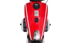 Elektrinis motociklas BMW R18, raudonas