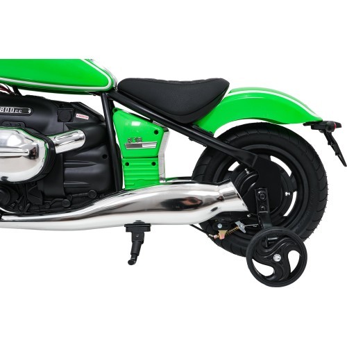 Электромотоцикл BMW R18, зелёный