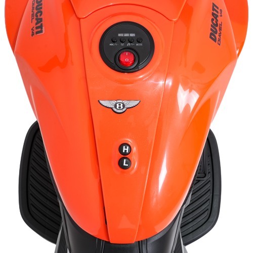 Elektromobilis Ducati Diavel x Bentley, oranžinis