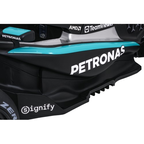 AMG PETRONAS F1 juodas lenktyninis automobilis, vaikiškas elektromobilis