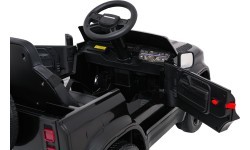 Land Rover Defender Black