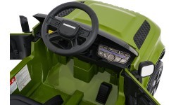 Land Rover Defender Green Vehicle