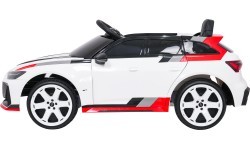 Vehicle Audi RS6 Avant GT White