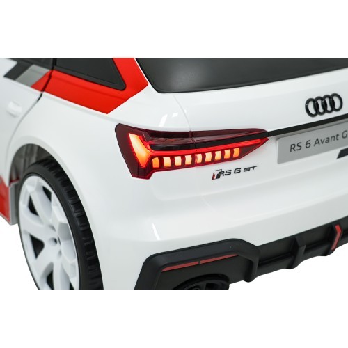 Elektromobilis Audi RS6 Avant GT baltas