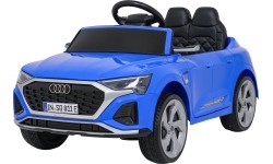 Elektromobilis Audi SQ8, mėlynas