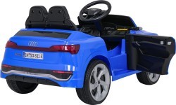 Elektromobilis Audi SQ8, mėlynas