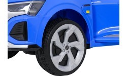 Elektromobilis Audi SQ8, mėlynas