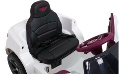 Elektromobilis Bentley Bentayga S, baltas