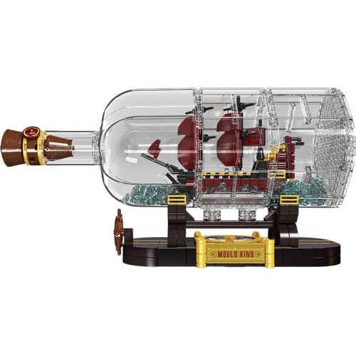 Red Pirate Ship in a Bottle Building Set 885 pcs.