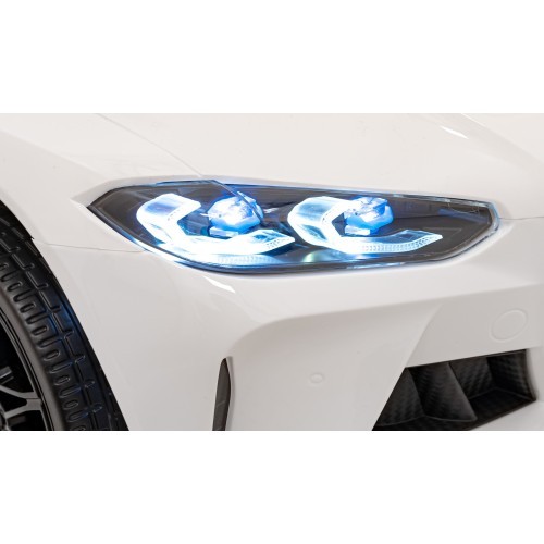Электромобиль BMW M4, белый