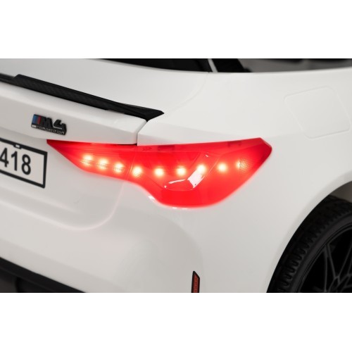 Vehicle BMW M4 White