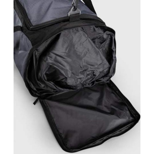 Спортивная сумка Venum Essential (37 л), серо-черная