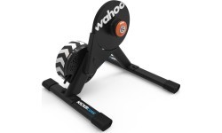 Wahoo KICKR Core 2 Trainer + Zwift Cog/Click