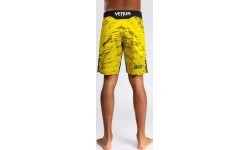 UFC Fusion by Venum Authentic Fight Night vyriški kovos šortai, ilgo kirpimo, geltoni