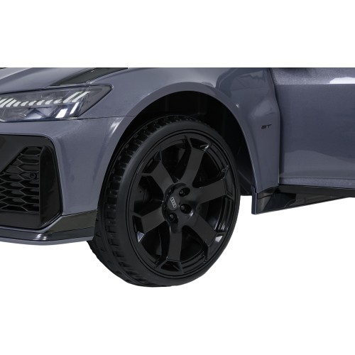 Elektromobilis Audi RS6 Avant GT, pilkas