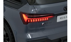 Elektromobilis Audi RS6 Avant GT, pilkas