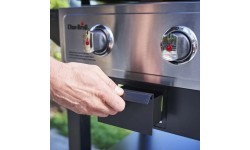 Char-Broil Griddle 3400 gas grill with plate