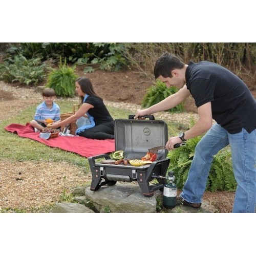Портативный газовый гриль Char-Broil Grill2Go X200