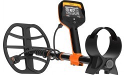 Quest V80 metal detector