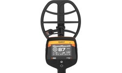 Quest V80 metal detector