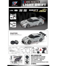 Nuotoliniu būdu valdomas driftinis automobilis 1:20 su šviesos funkcija, žalias