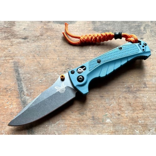 Benchmade 18065 Mini Adira, MagnaCut, Blue Grivory