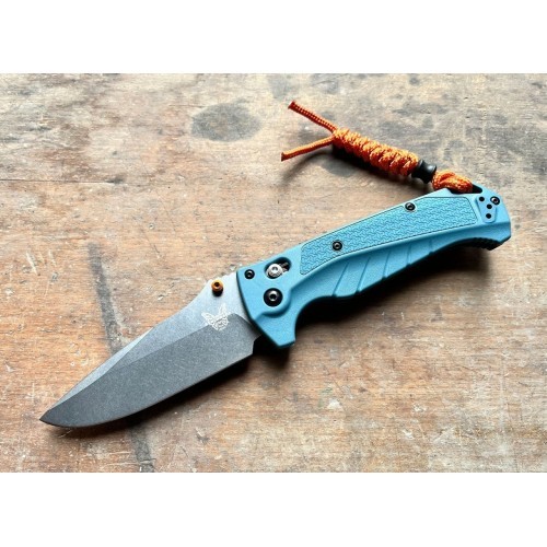 Benchmade 18060 Adira, MagnaCut, Blue Grivory
